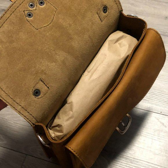 Saddleback genuine leather tablet bag mini bag - Picture 3 of 7